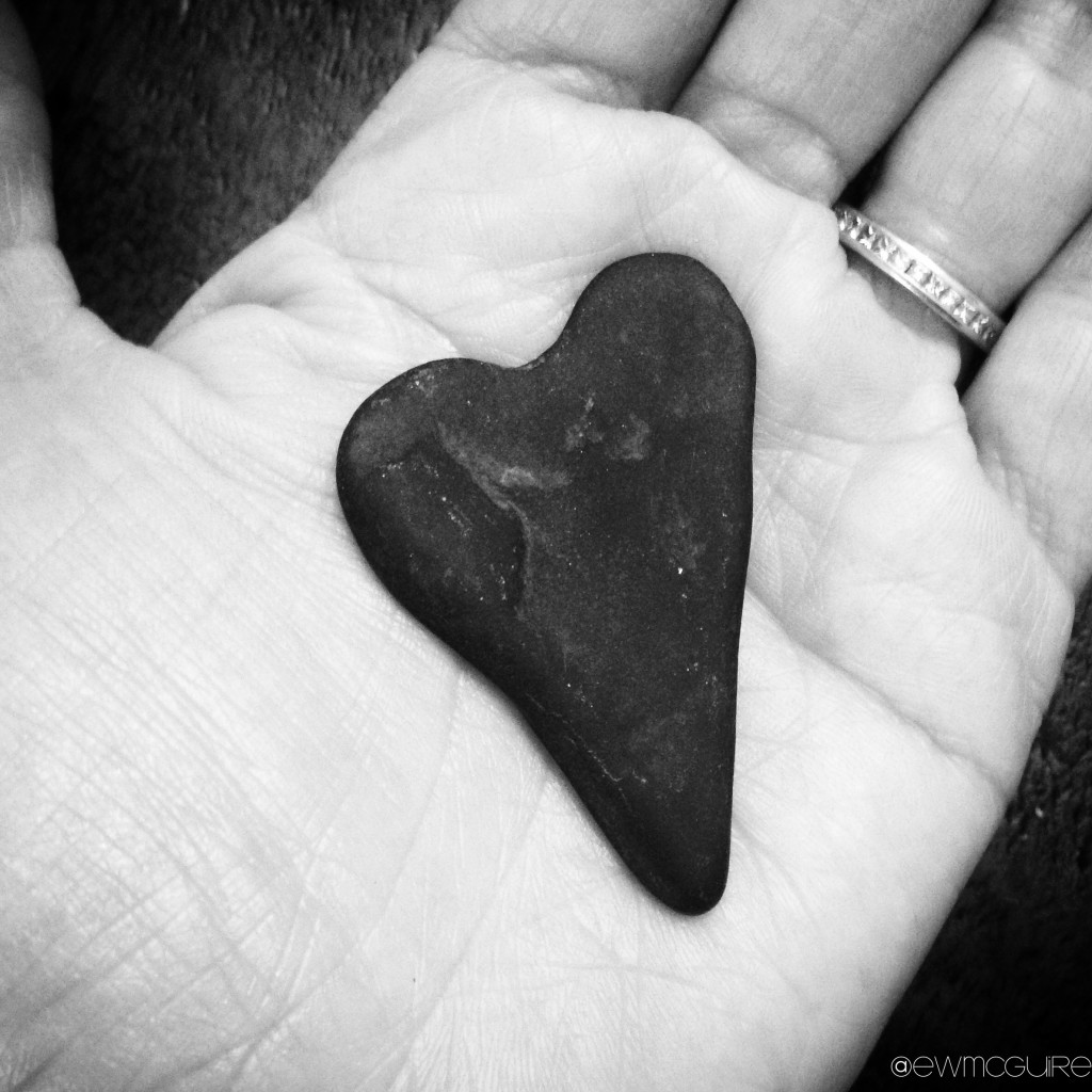 2015.heartshape.bw